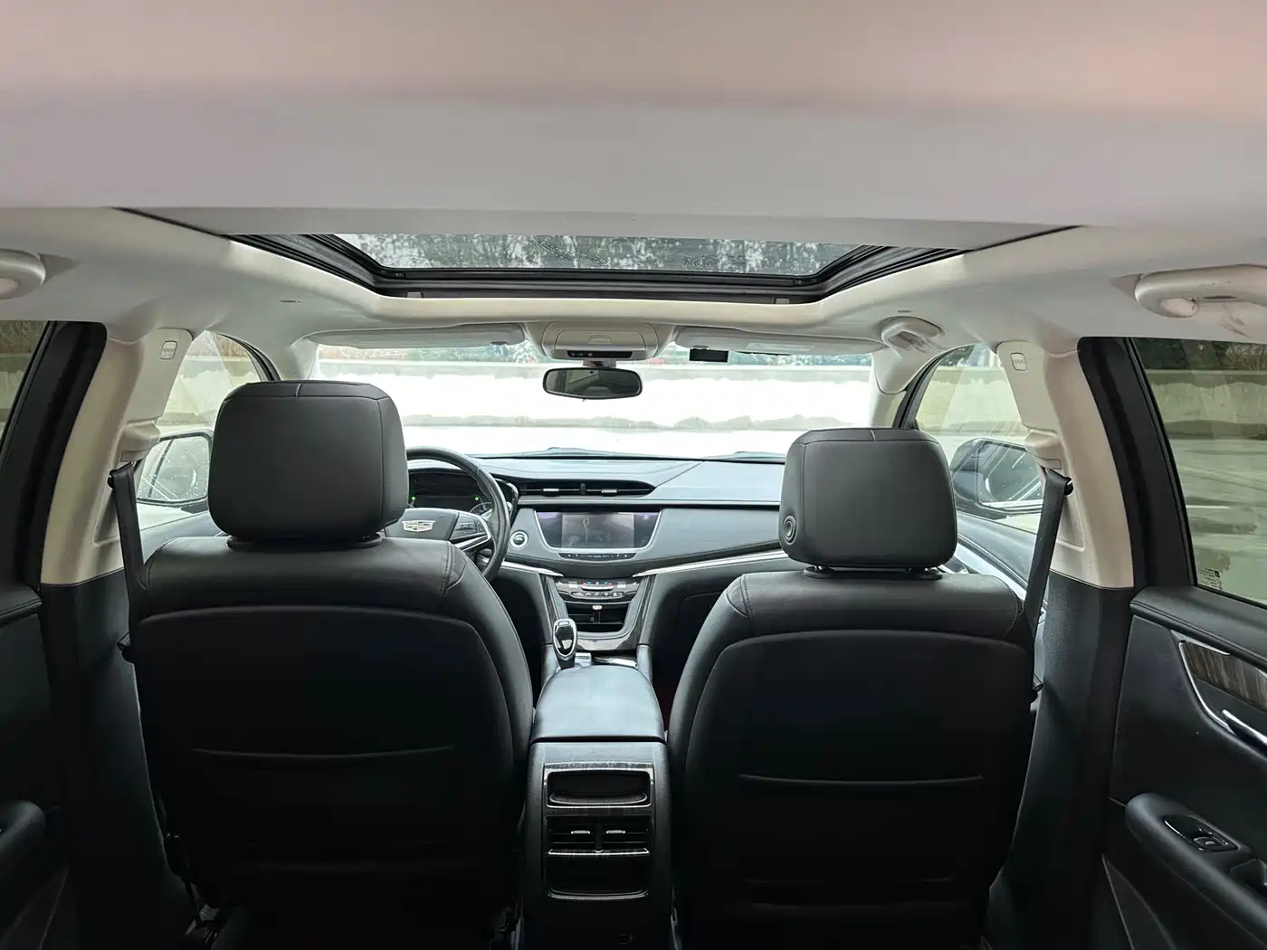 Cadillac XT5 2016 28T AWD Technology Model фото 14