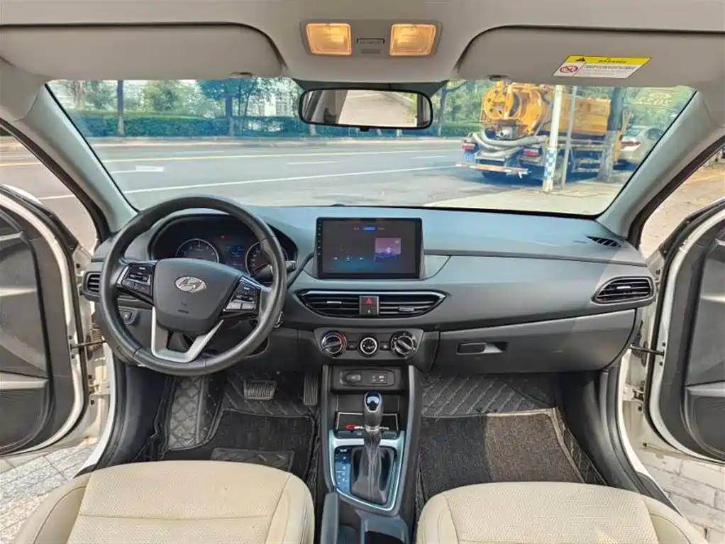 Hyundai Elantra 2018 1.6L Auto Joy GL (China V) фото 9