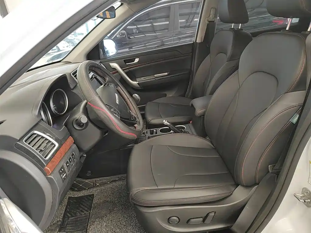 Haval H6 2017 Red Label Sport 1.5T Manual 2WD Elite фото 15