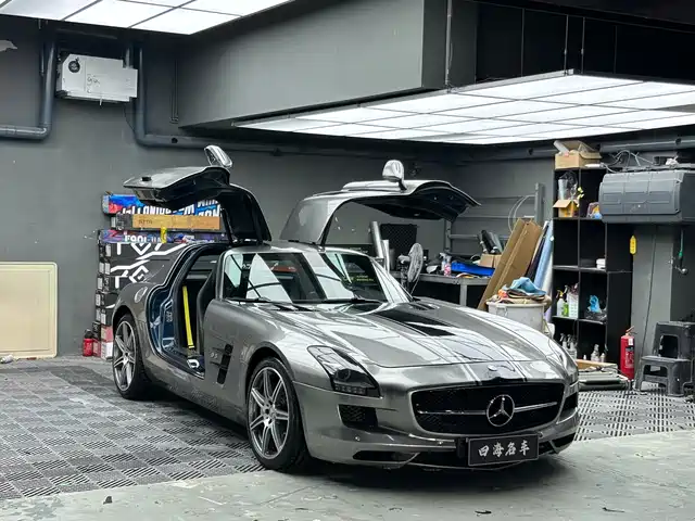 Mercedes-Benz Mercedes-Benz SLS AMG 2011 SLS AMG