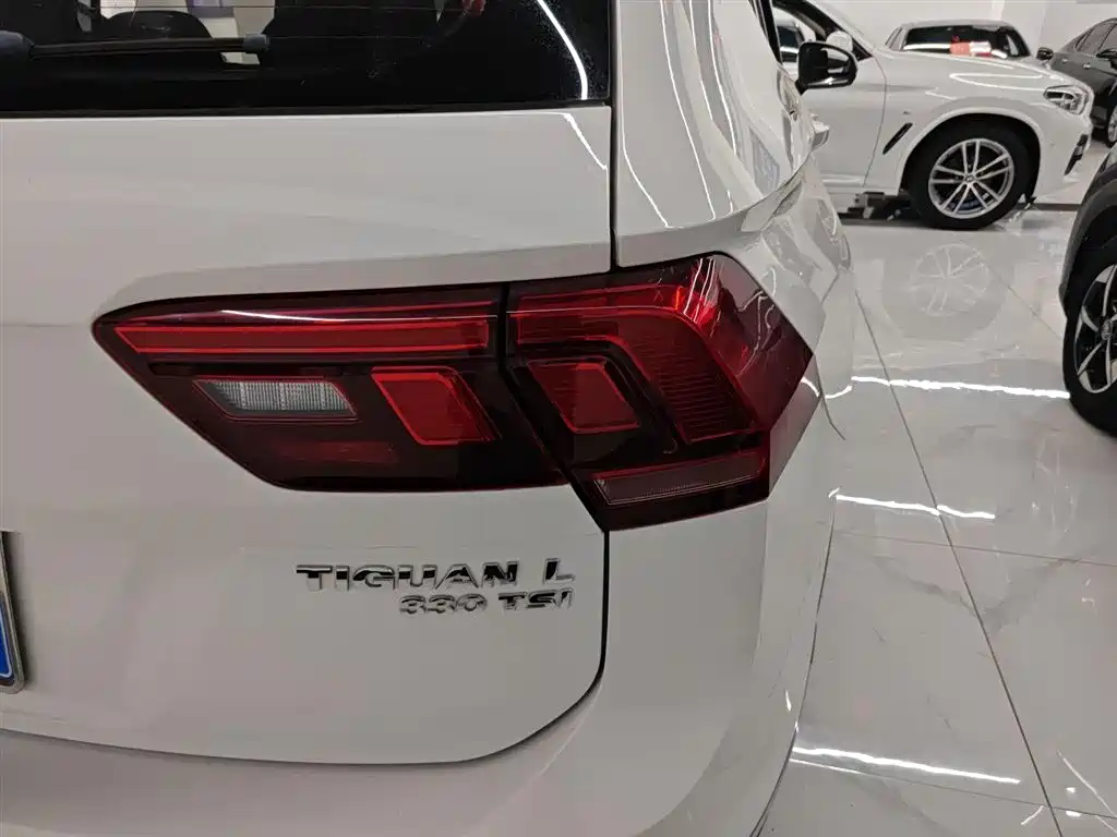 Volkswagen Tiguan L 2019 Facelift 330TSI Auto 2WD Panorama Comfort China VI фото 8