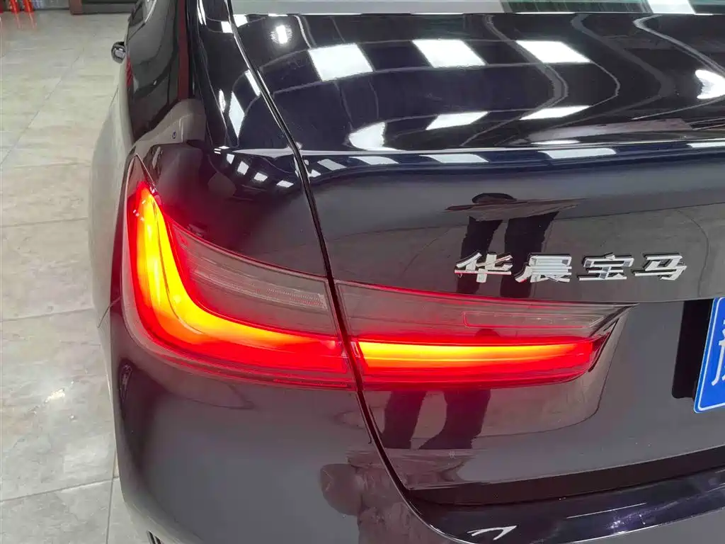 BMW 3 Series 2023 320Li M Sport Package фото 18
