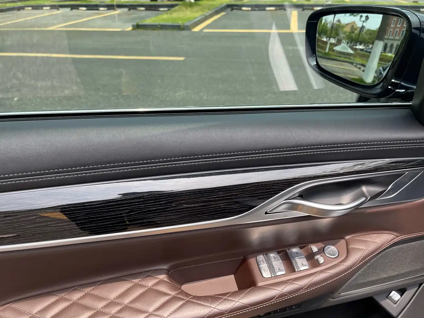 BMW 7 Series 2021 Model 740Li Leading M Sport Package фото 20