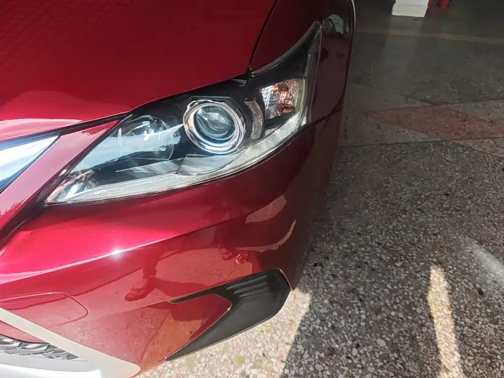 صورة 24 - Lexus CT