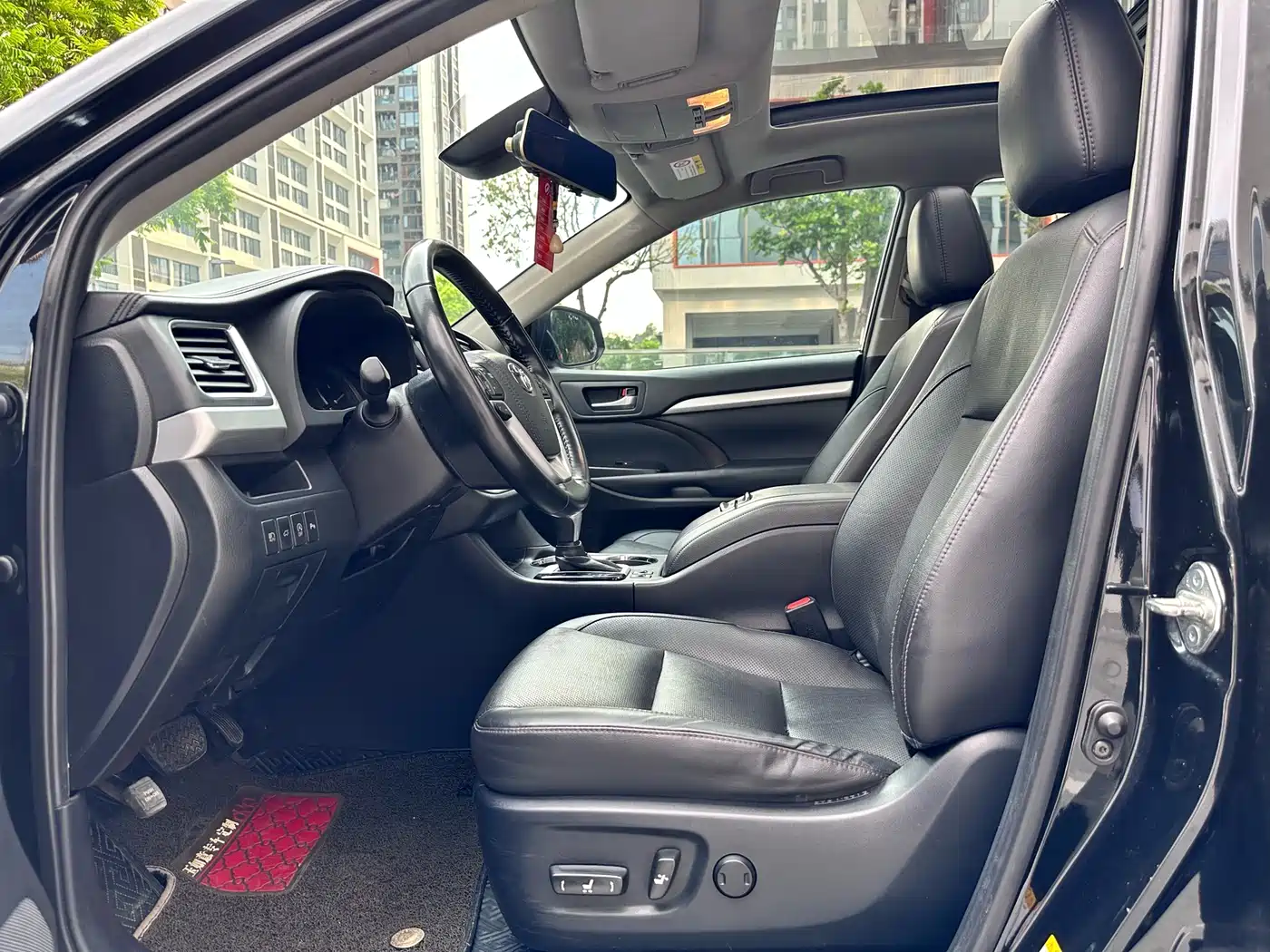 Toyota Highlander 2018 2.0T 4WD Luxury 7-seater China VI фото 4