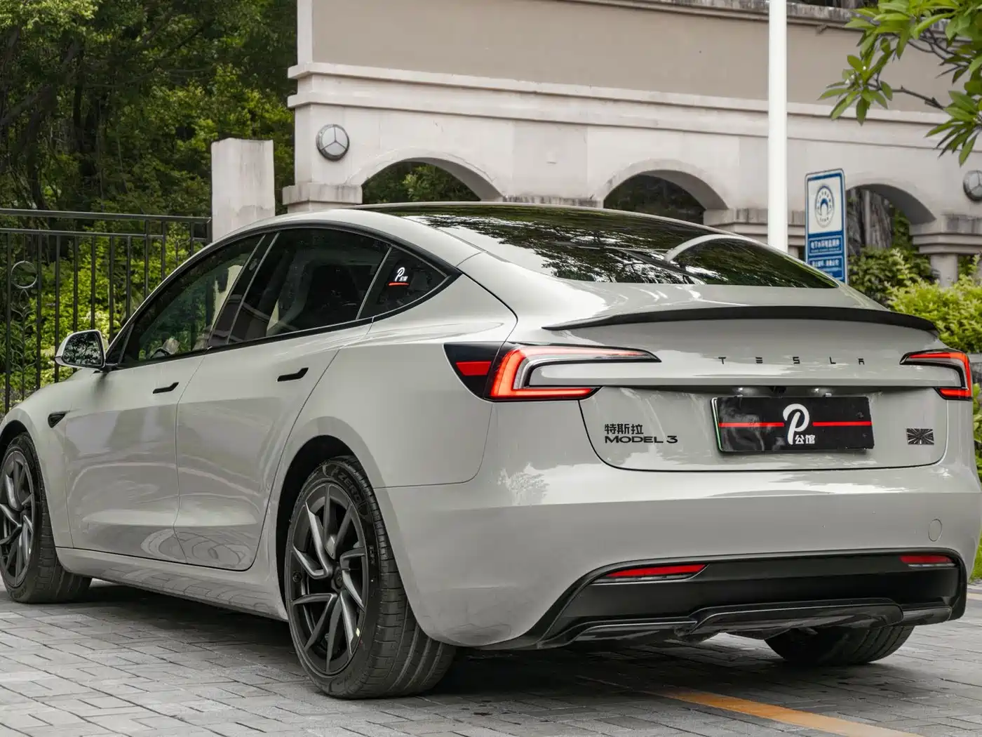 Tesla Model 3 2025 Model Year Facelift Performance All-Wheel Drive фото 6