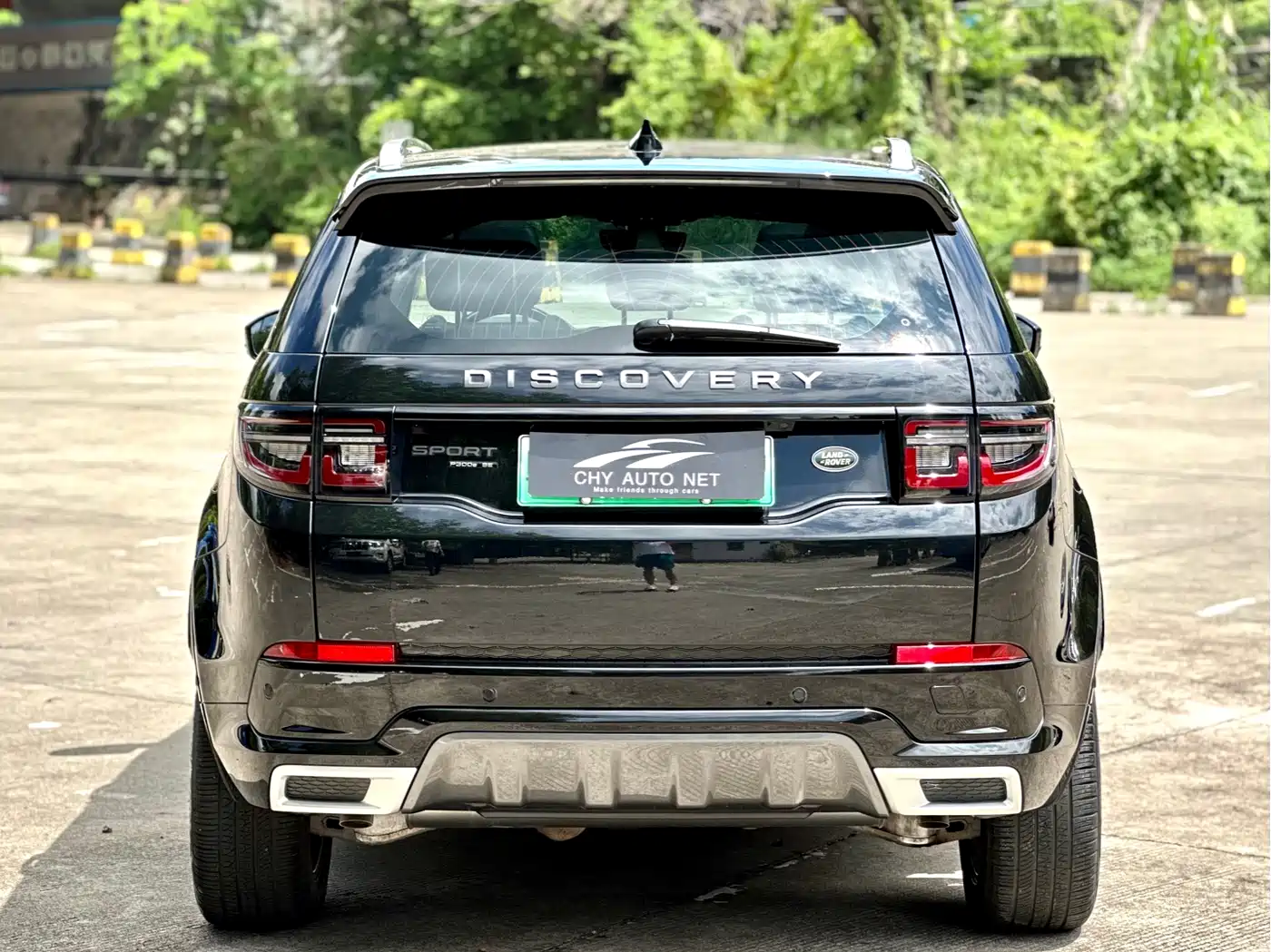 LAND ROVER DISCOVER NEW ENERGY SOURCES FOR SPORTS