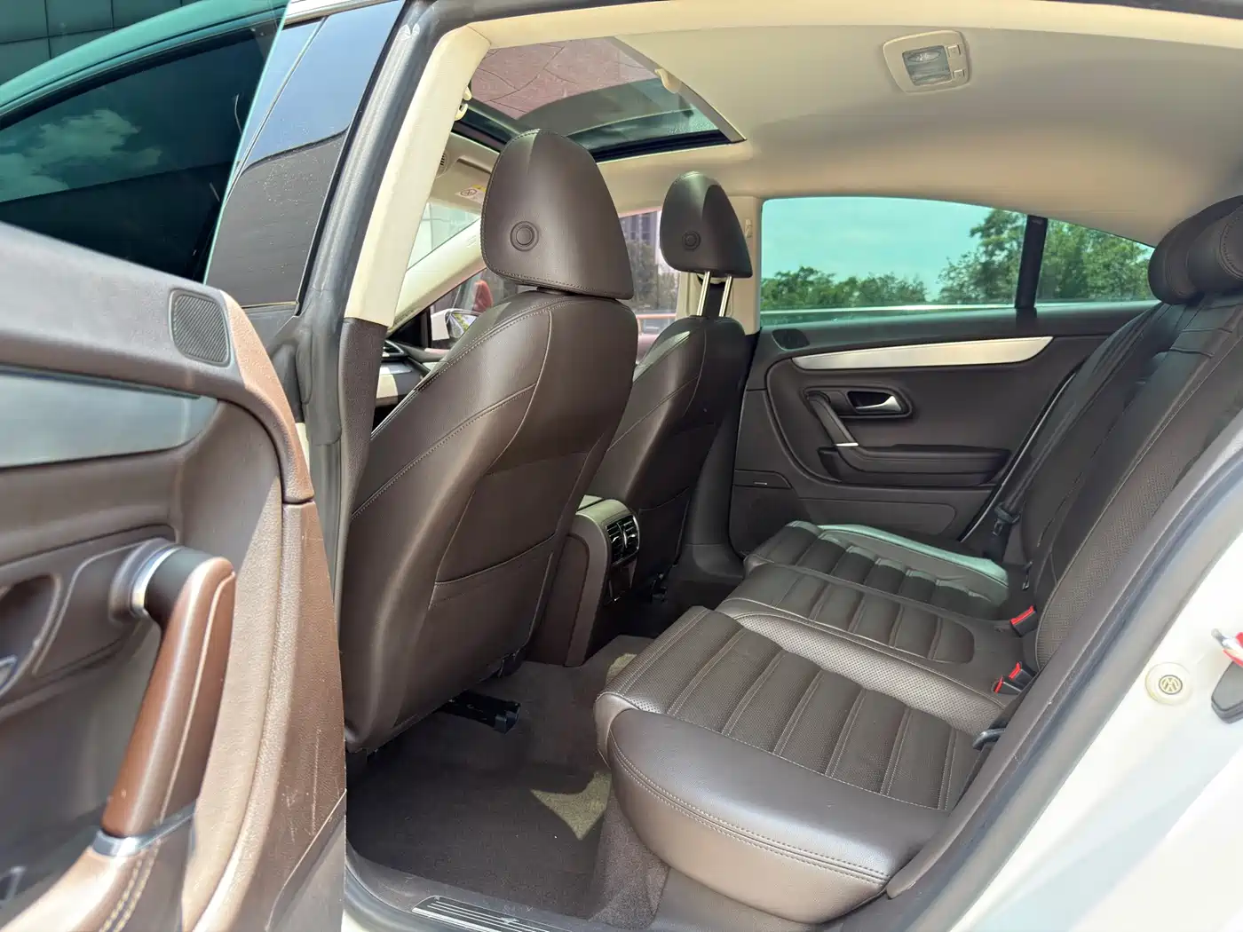 Volkswagen FAW-Volkswagen CC 2018 2.0TSI Luxury фото 6