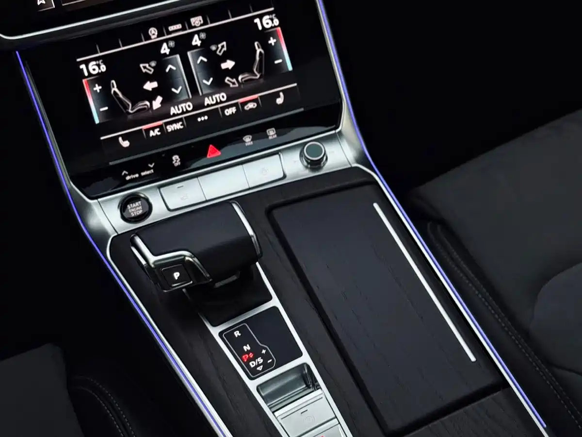 Audi A6L 2024 45 TFSI quattro Premium Dynamic фото 7