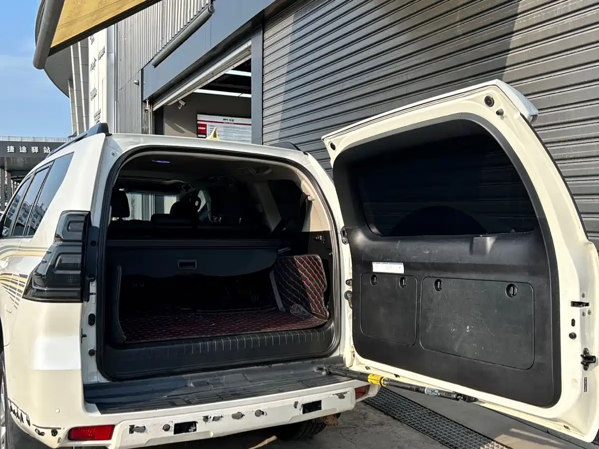 Toyota Prado 2018 3.5L Automatic TX-L Rear-mounted Spare Tire фото 4