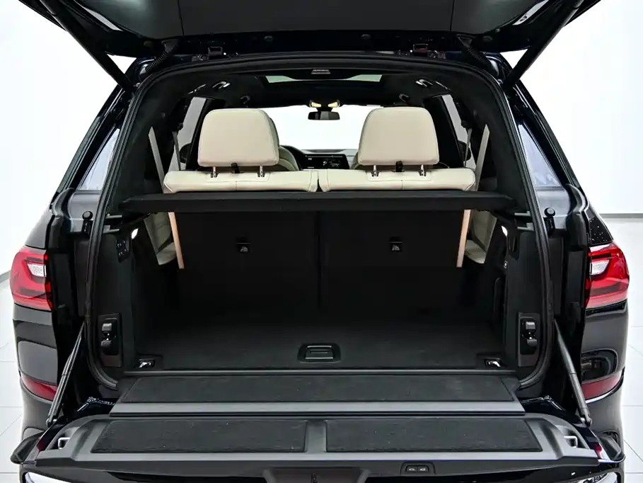 BMW X7 2022 xDrive40i Exclusive M Sport Package фото 36