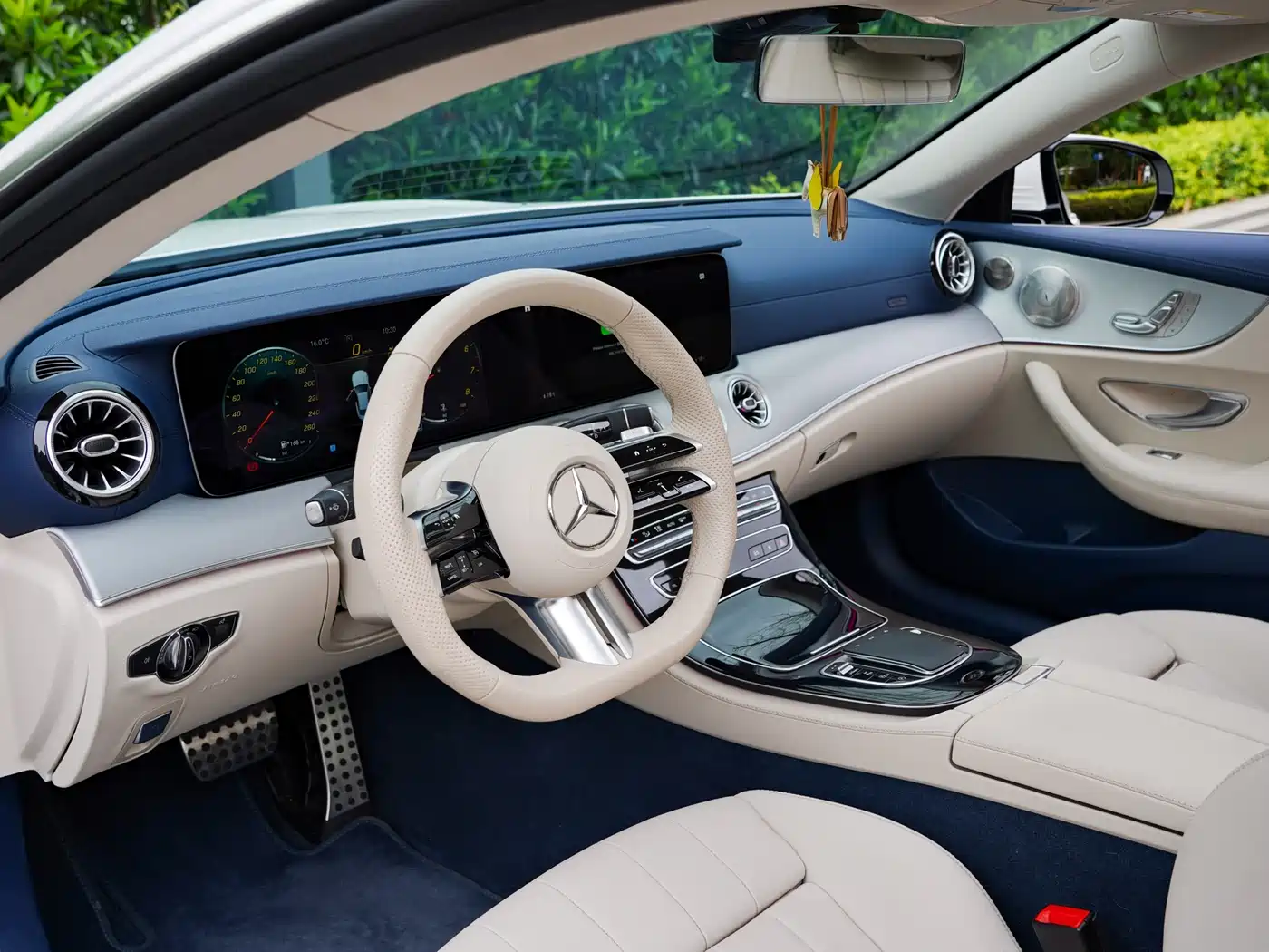 Mercedes-Benz E-Class (Import) 2023 E 260 Coupe фото 18