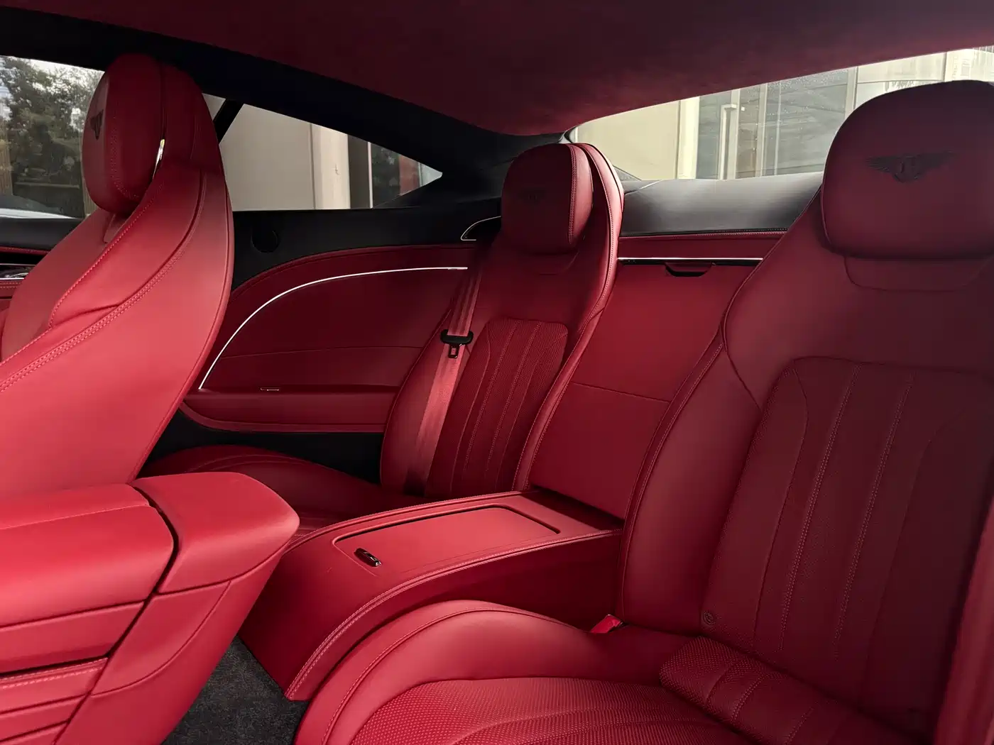 Bentley Continental 2020 4.0T GT V8 фото 27
