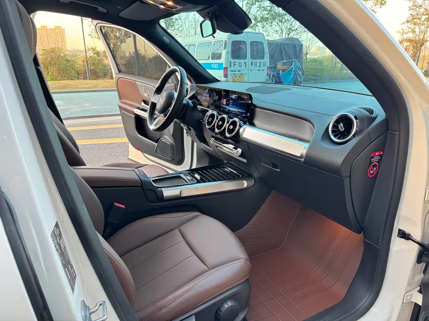 Mercedes-Benz GLB 2024 GLB 200 Dynamic фото 11
