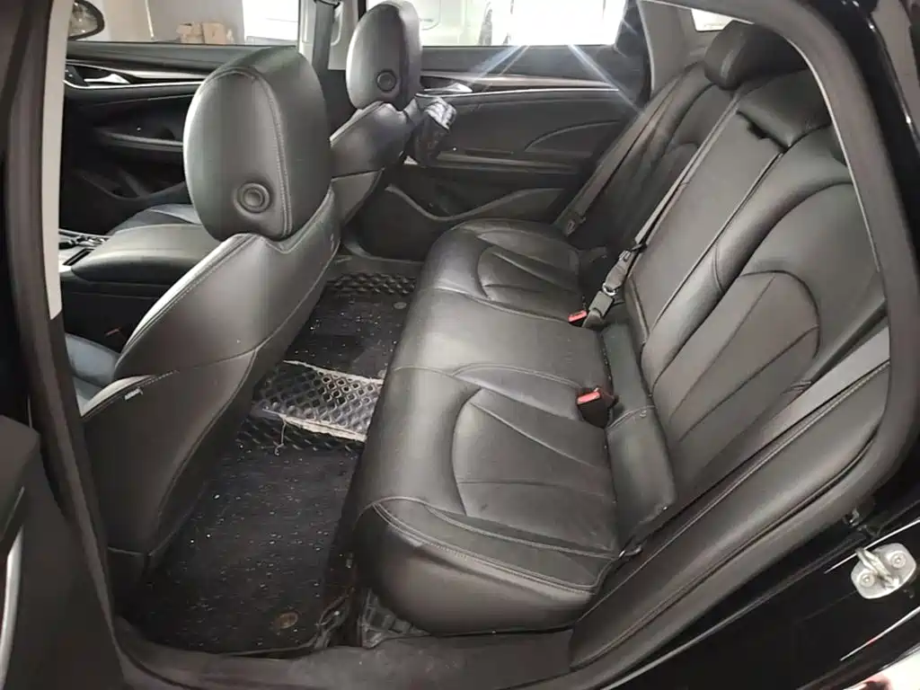 BUICK LACROSSE