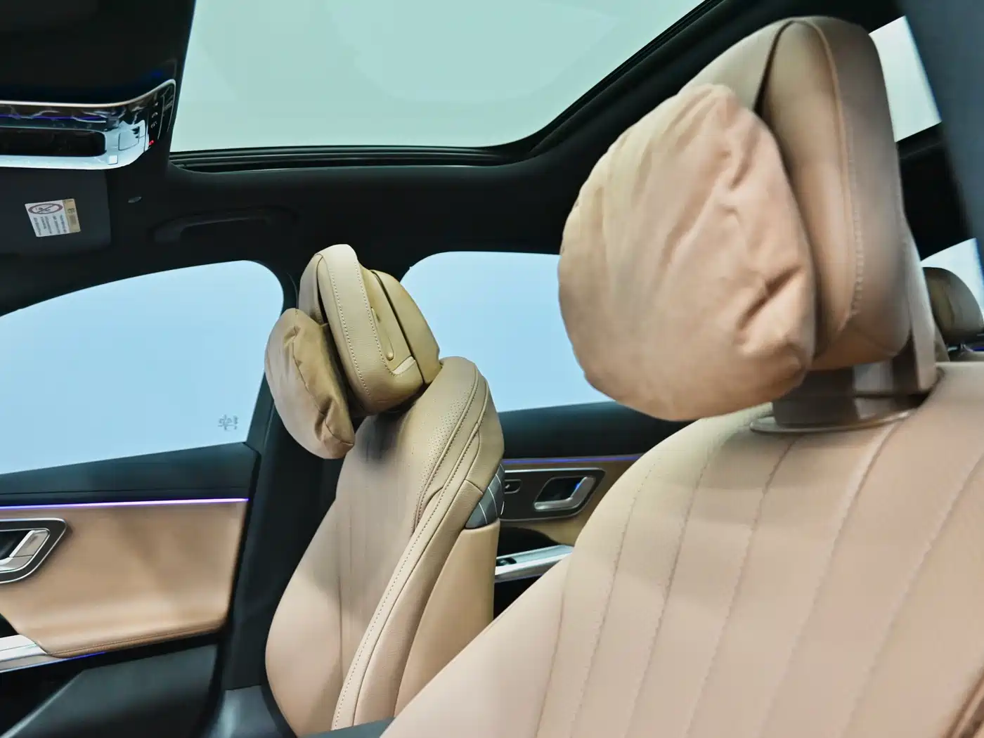 Mercedes-Benz E-Class New Energy 2024 E 350 e L Plug-in Hybrid Sedan фото 15