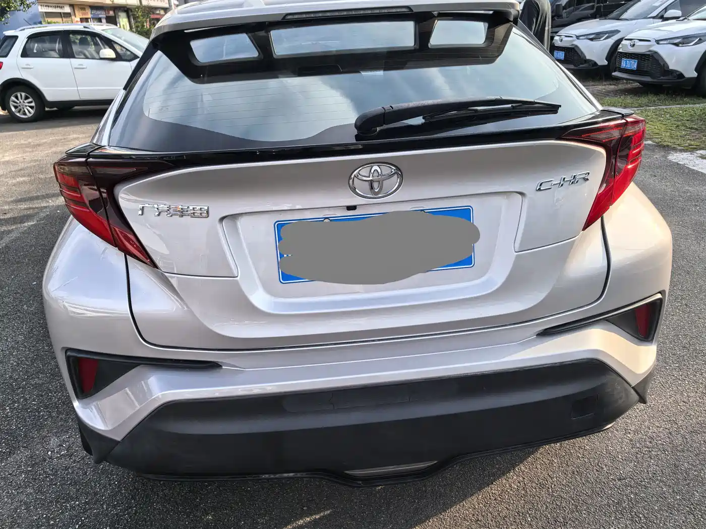 Toyota C-HR 2022 2.0L Leading Edition фото 8
