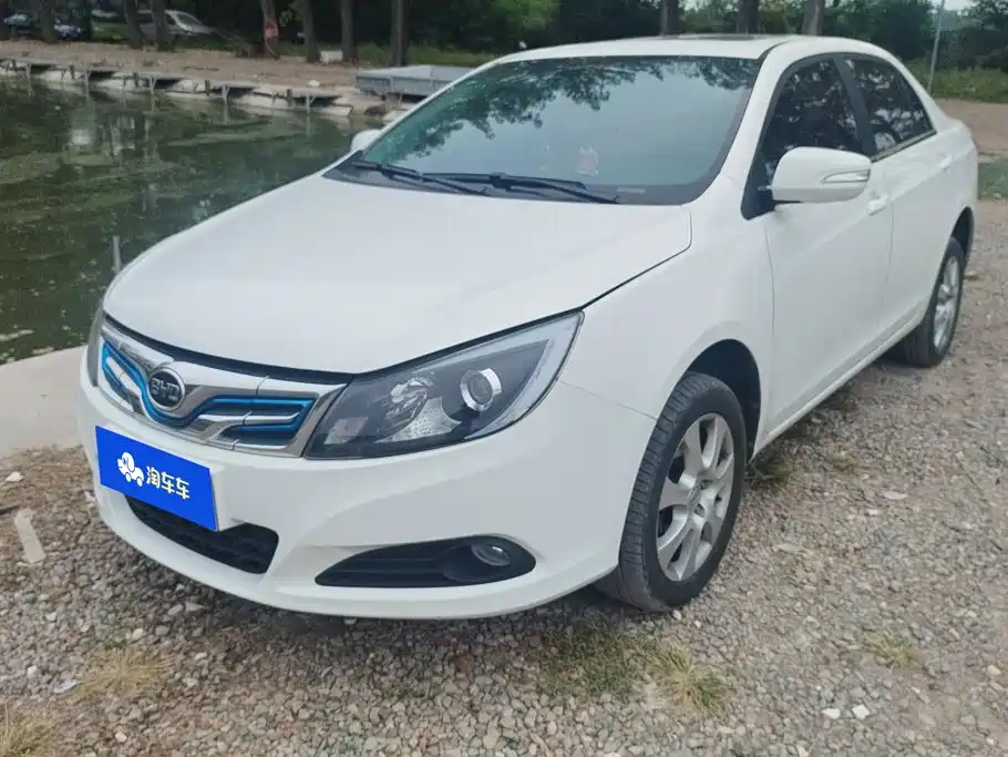 2017 BYD e5