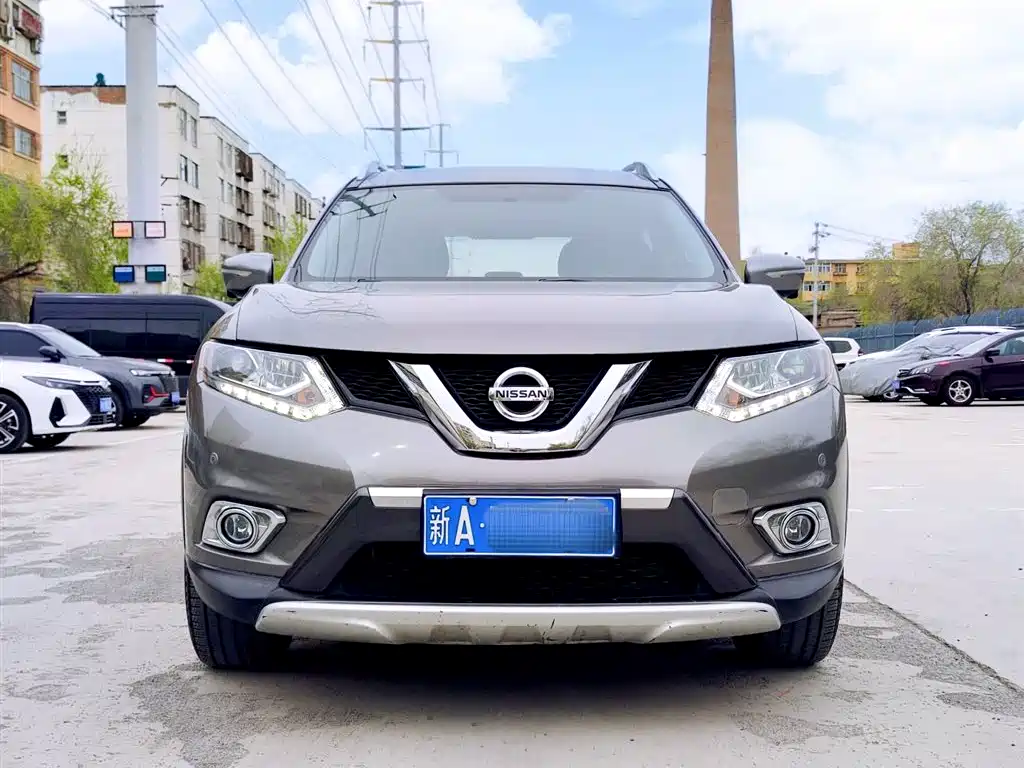 Фото 2 - Nissan X-Trail