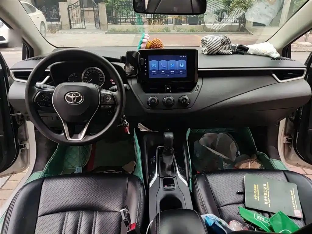 Toyota Corolla 2019 1.2T S-CVT GL Pioneer Edition фото 6