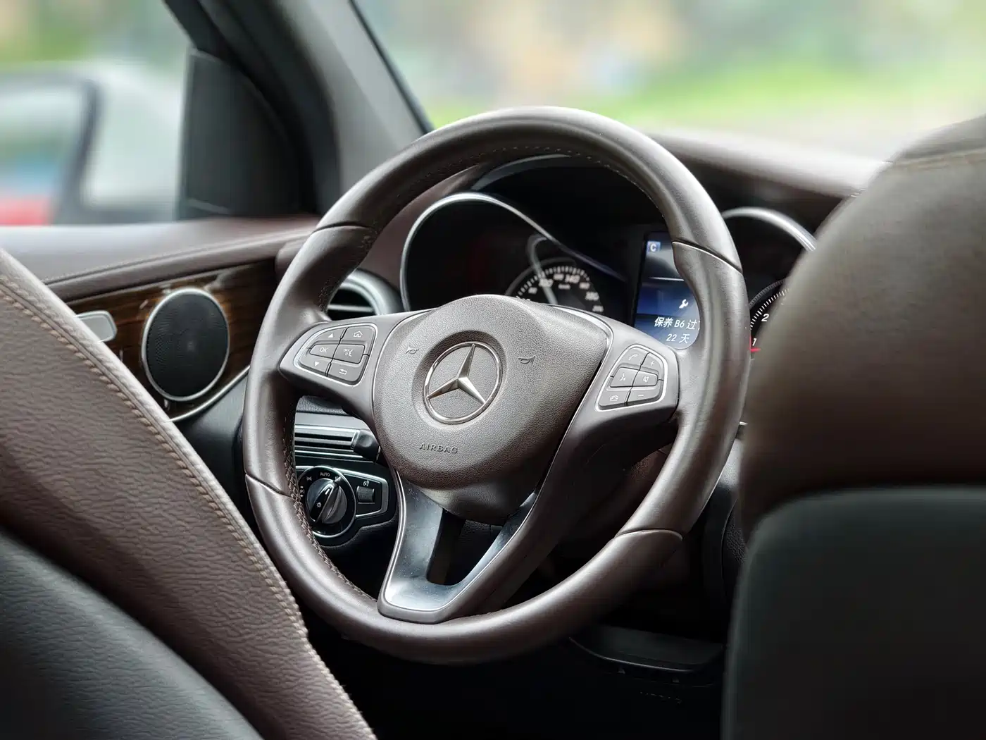 Mercedes-Benz GLC 2017 GLC 260 4MATIC Dynamic фото 11