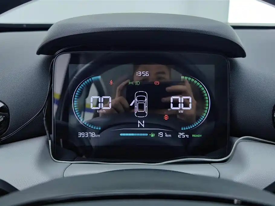 ZERO-RUNNING CAR ZERO RUN T03
