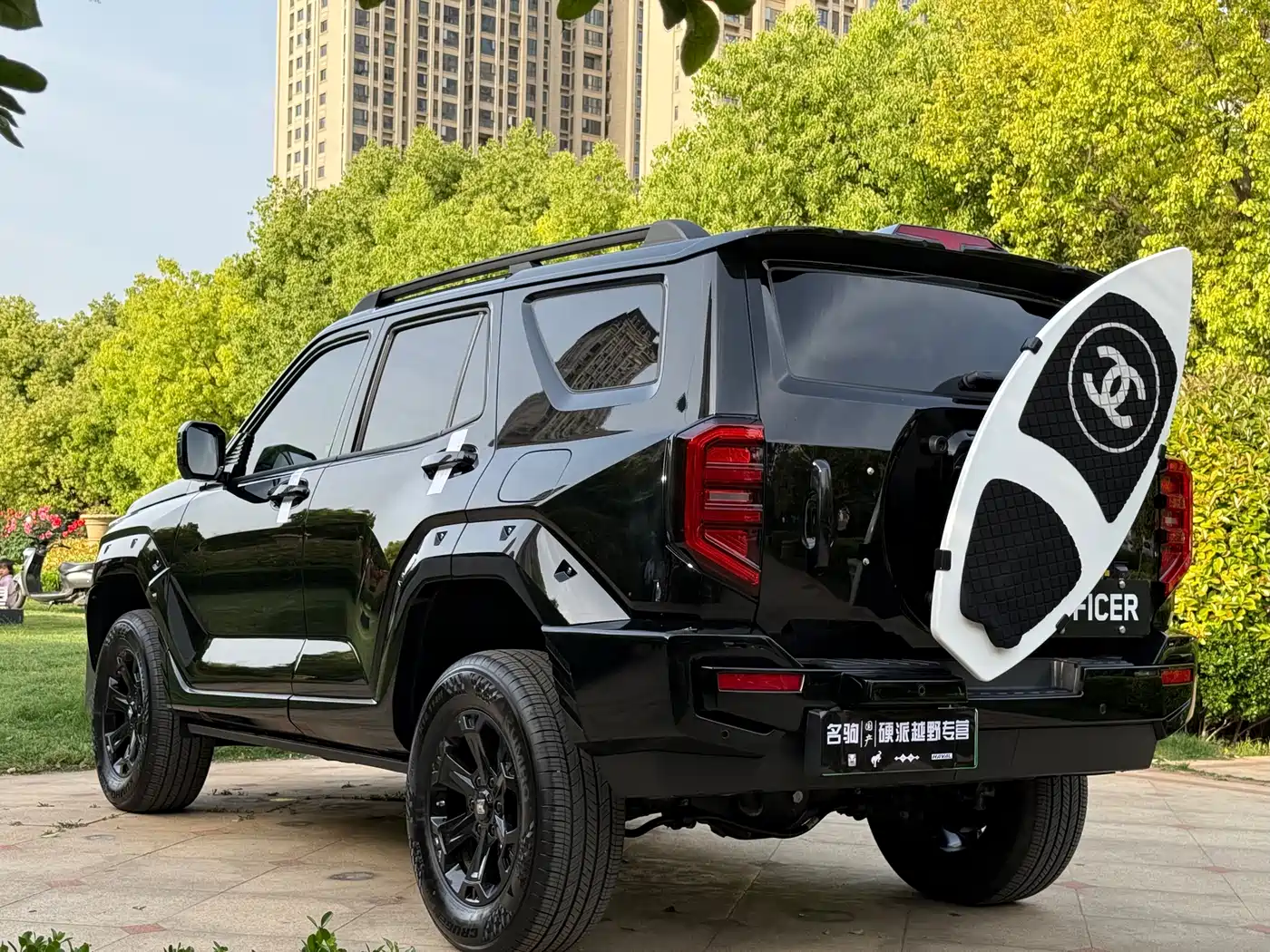 Tank 400 New Energy 2024 Hi4-T Off-Road Edition фото 4