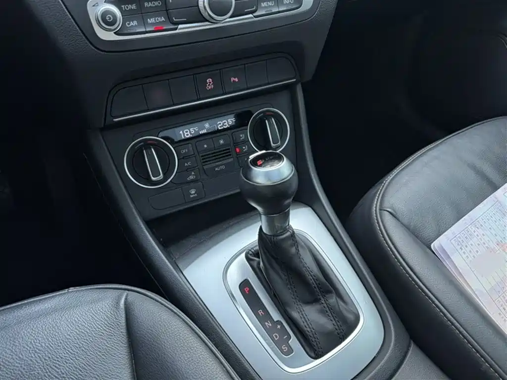 Audi Q3 2016 30 TFSI Fashion фото 17