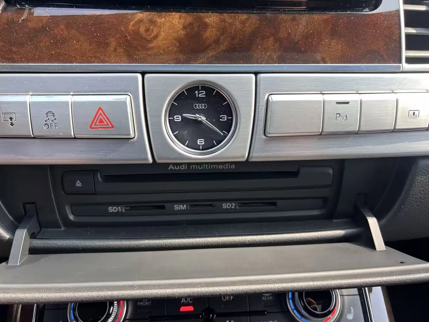 Фото 31 - Audi A8