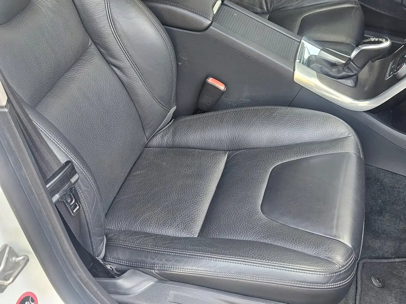 Volvo V60 2013 2014 T5 Zhiyi Edition