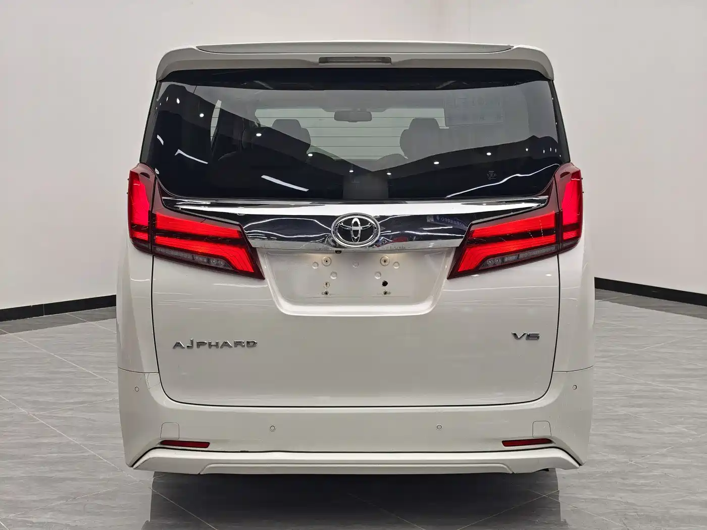 Toyota Alphard 2015 3.5L Luxury Edition фото 4