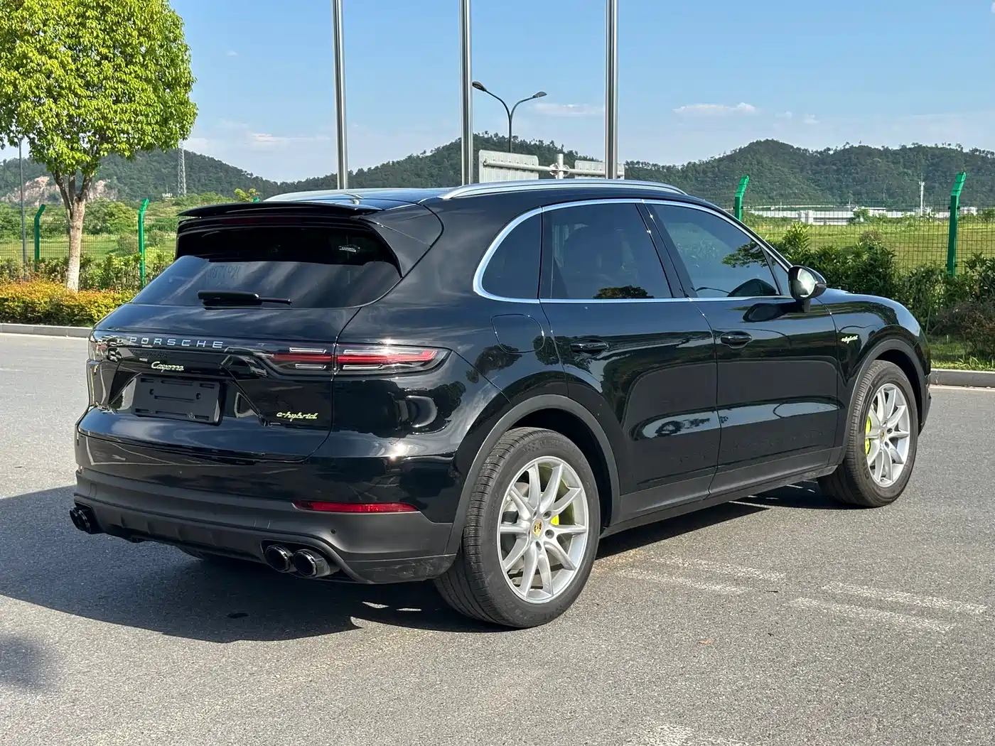 Porsche Cayenne New Energy 2019 Cayenne E-Hybrid 2.0T фото 14