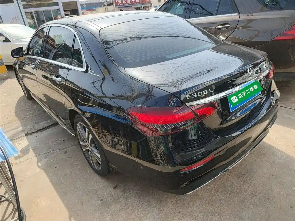 Mercedes-Benz E-Class 2022 E 260 L Sport фото 23