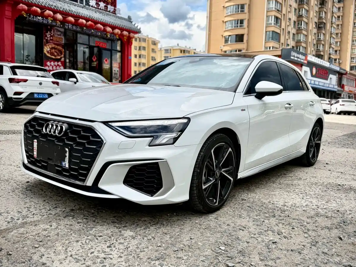AUDI A3