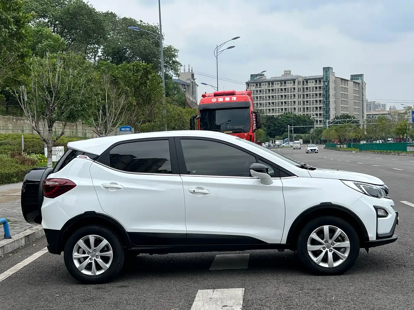 BYD Yuan 2017 1.5L Auto Cool Fashion фото 8