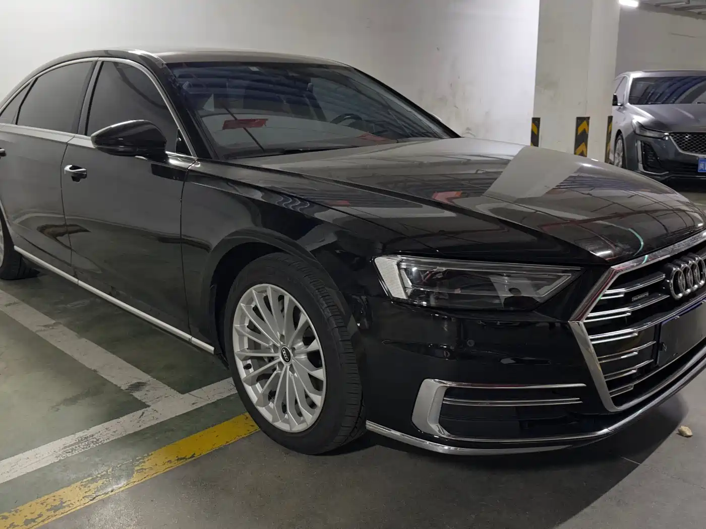 Audi A8 2021 A8L 50 TFSI quattro Comfort фото 3