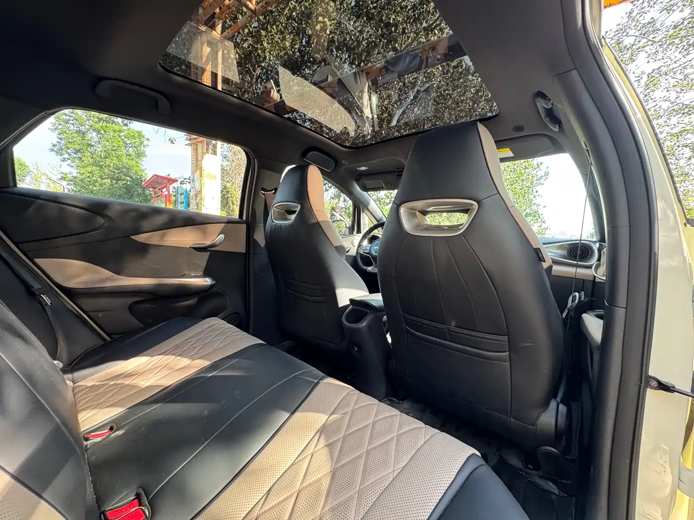 BYD Dolphin 2023 420km Fashion Edition фото 15