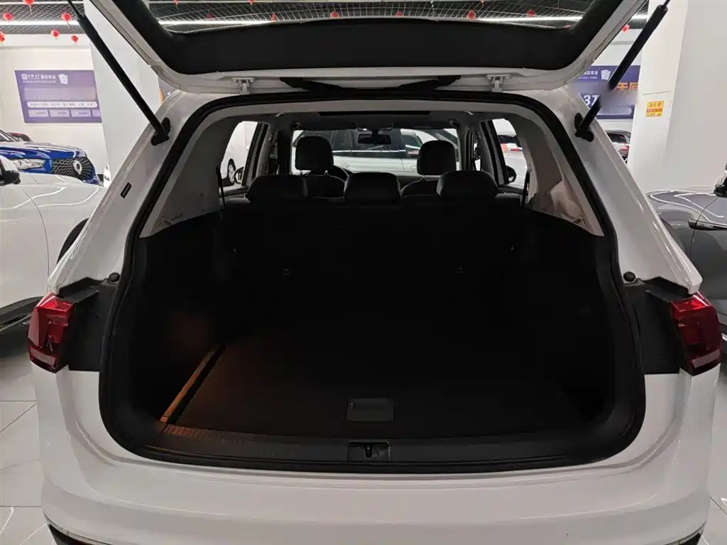 Volkswagen Tiguan L 2019 Facelift 330TSI Auto 2WD Panorama Comfort China VI фото 19