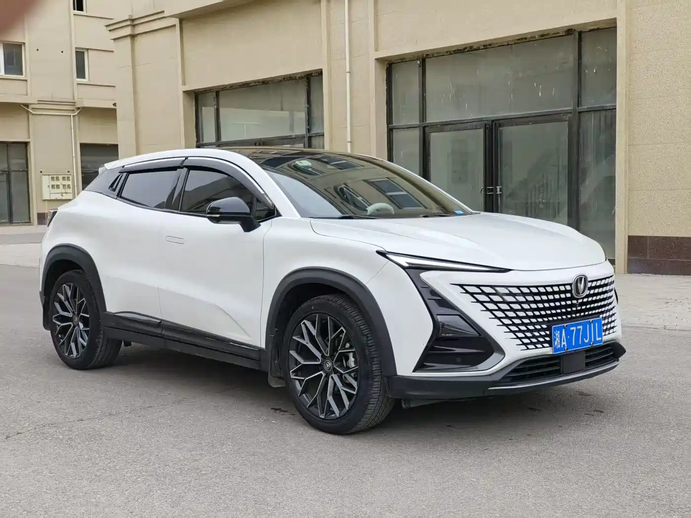 CHANGAN UNI-T