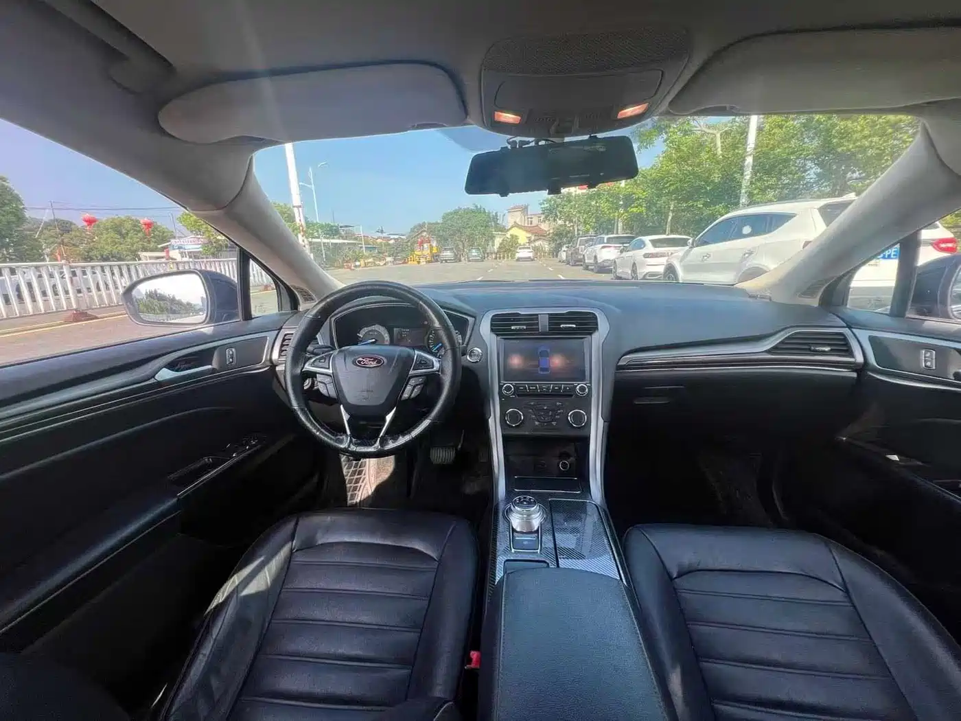 FORD MONDEO
