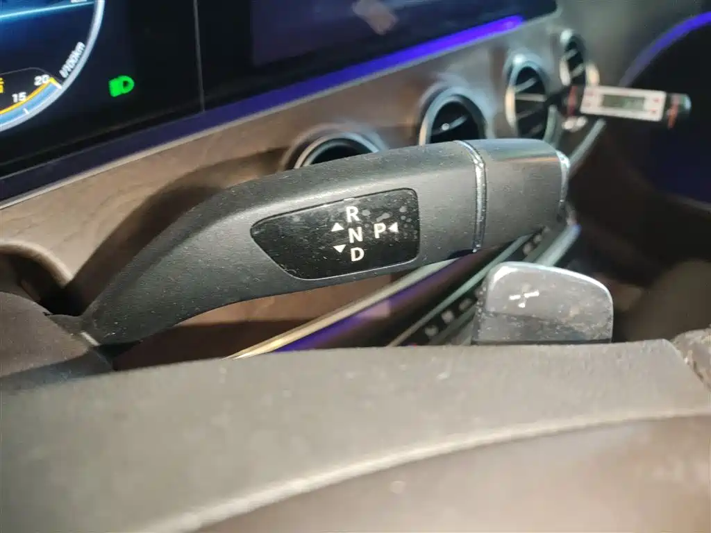Mercedes-Benz E-Class 2016 E 200 L фото 14