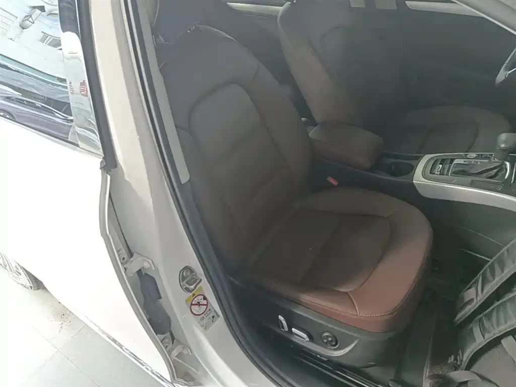 Audi A4L 2016 35 TFSI Collector's Edition Automatic Standard фото 25