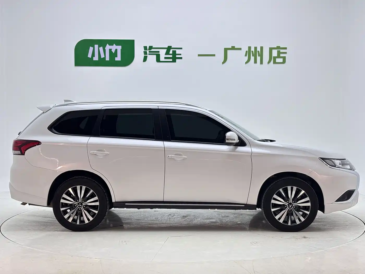 Mitsubishi Outlander 2023 2021 2.0L FWD Comfort Edition 5-seater