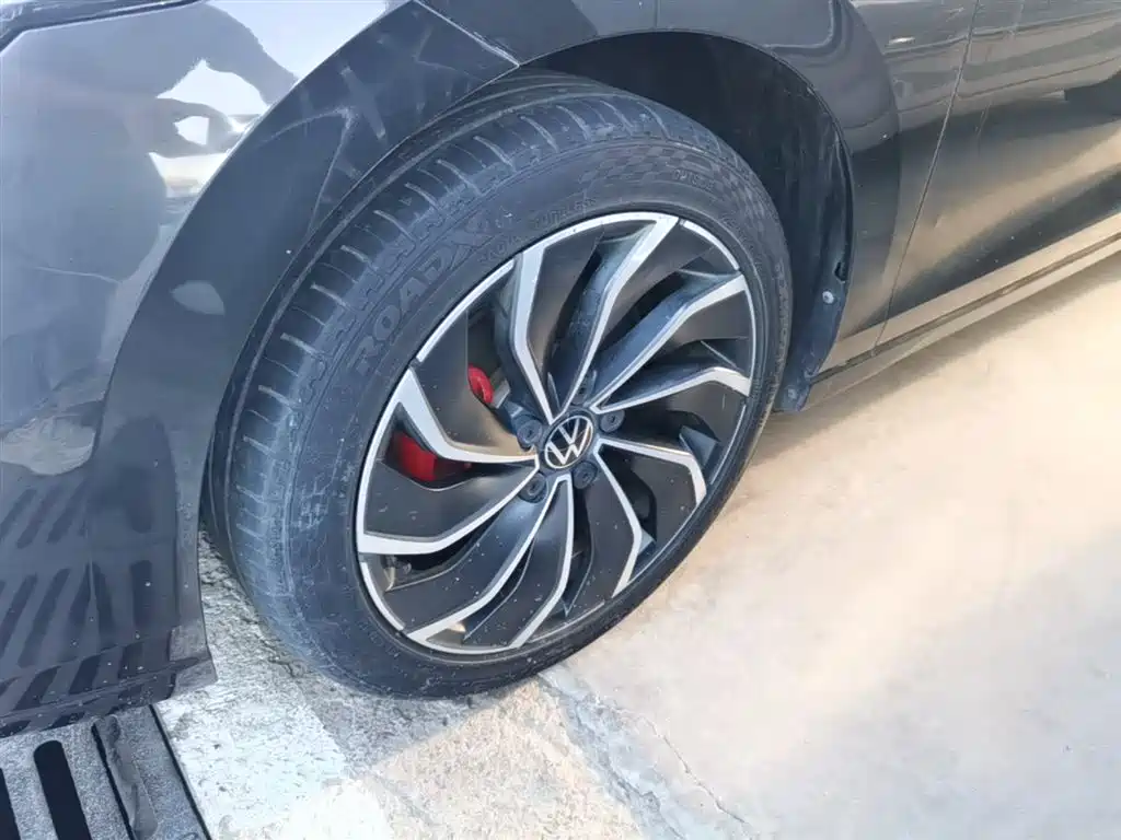 Volkswagen Golf 2021 280TSI DSG Pro фото 23