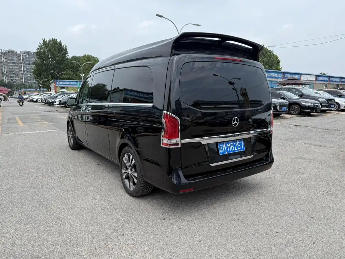 MERCEDES-BENZ V CLASS