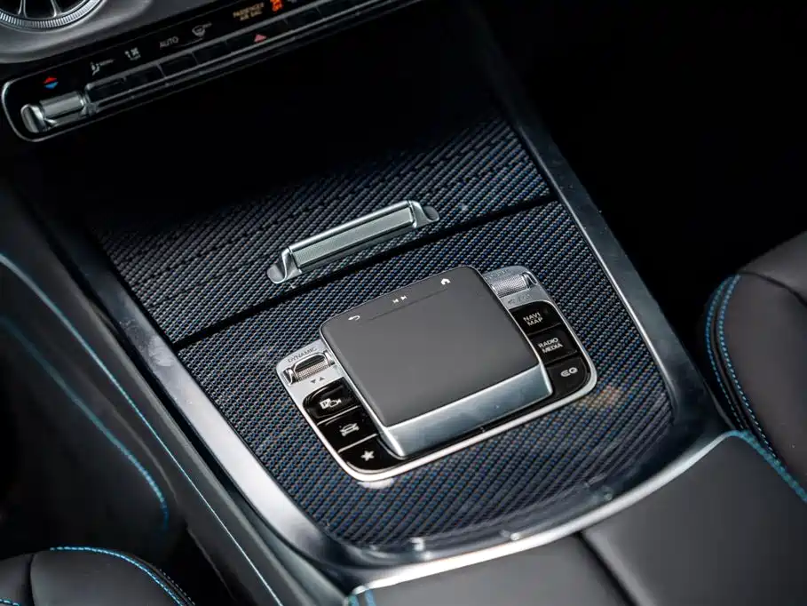 Mercedes-Benz G-Class New Energy 2025 G580 Launch Special Edition фото 16