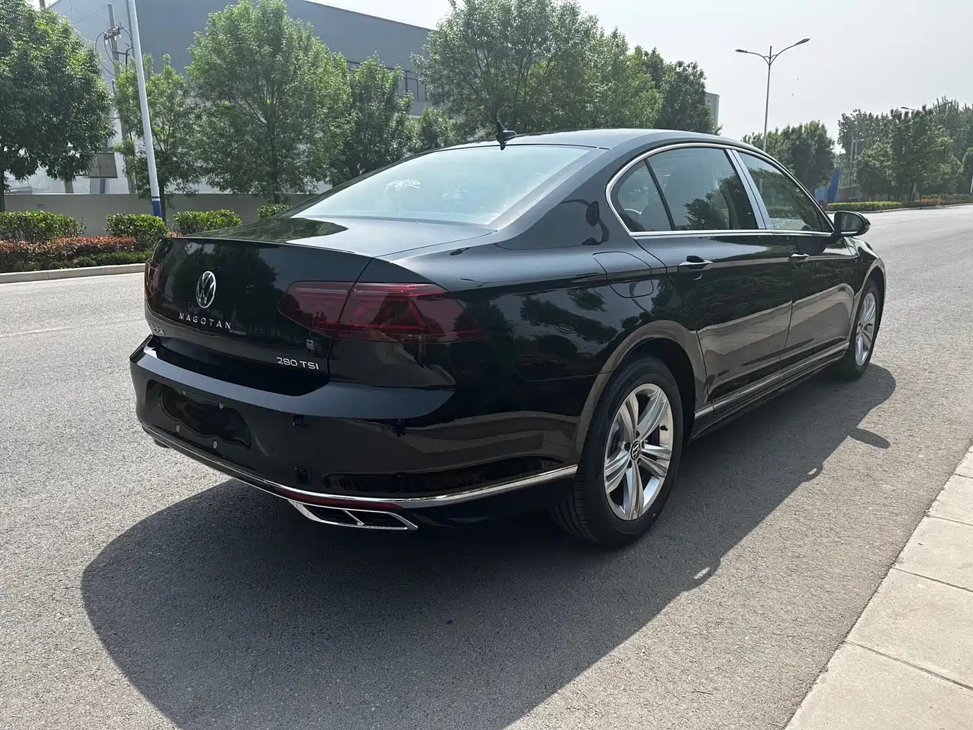 Volkswagen Magotan 2023 2 Million Units Commemorative Edition 280TSI DSG Comfort фото 7