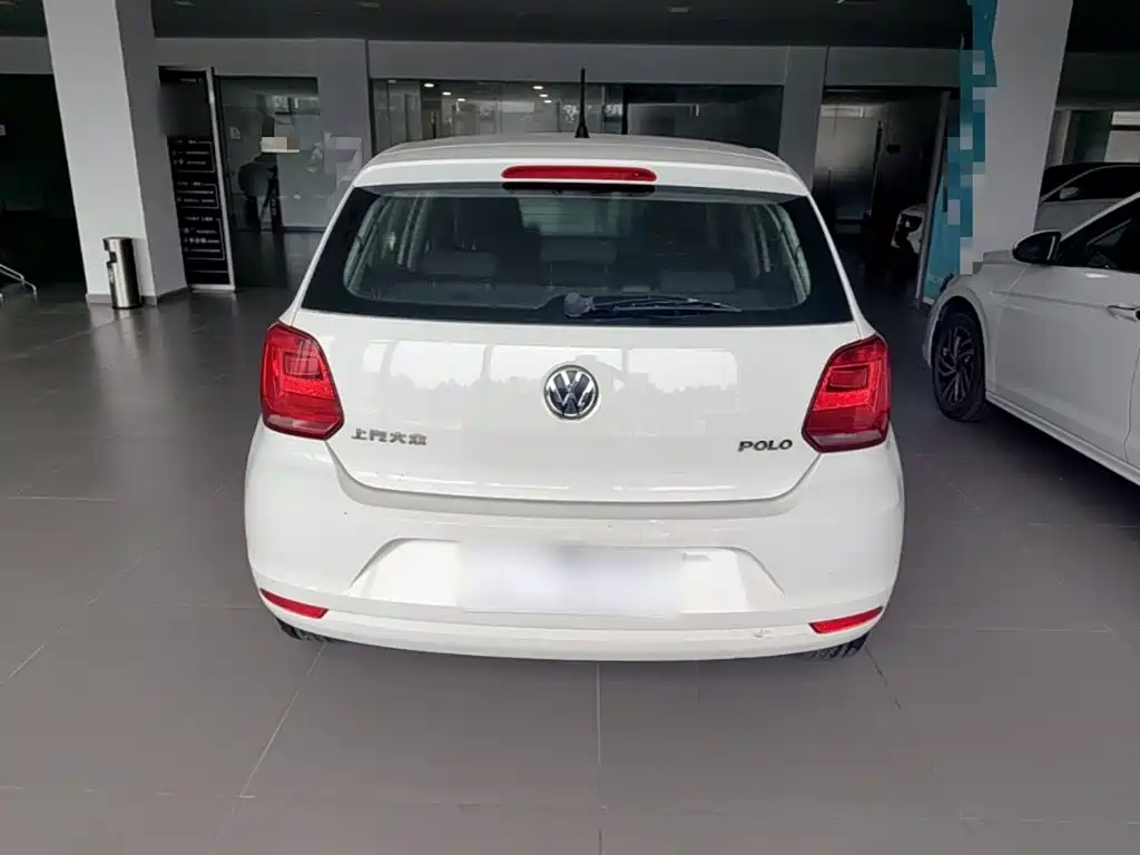 Фото 6 - Volkswagen Polo