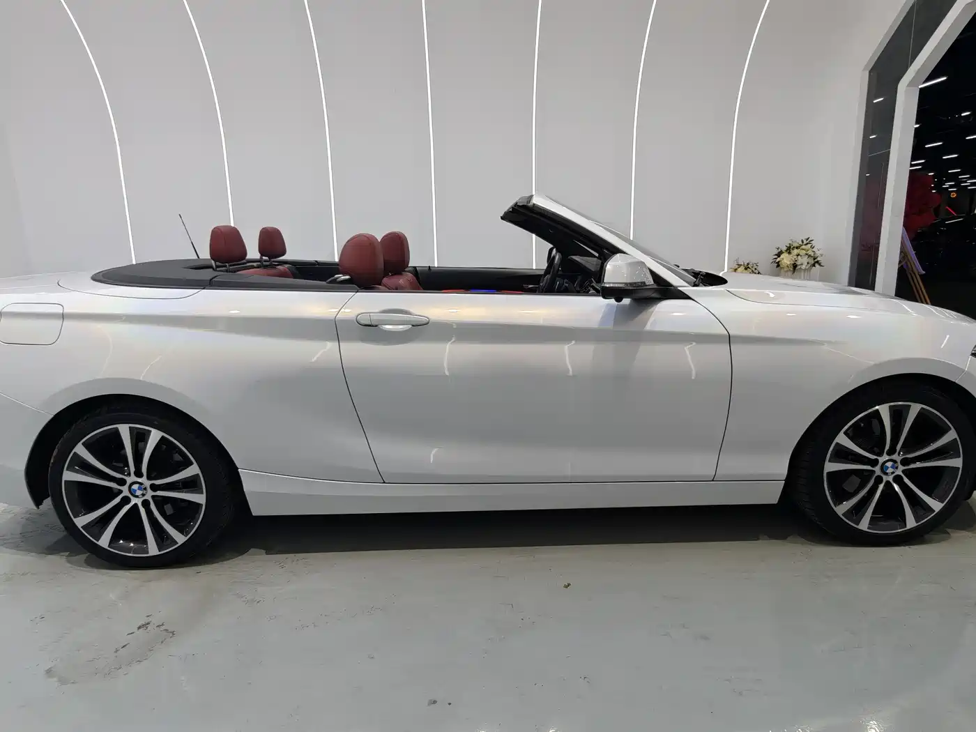 BMW 2 SERIES (IMPORTED)