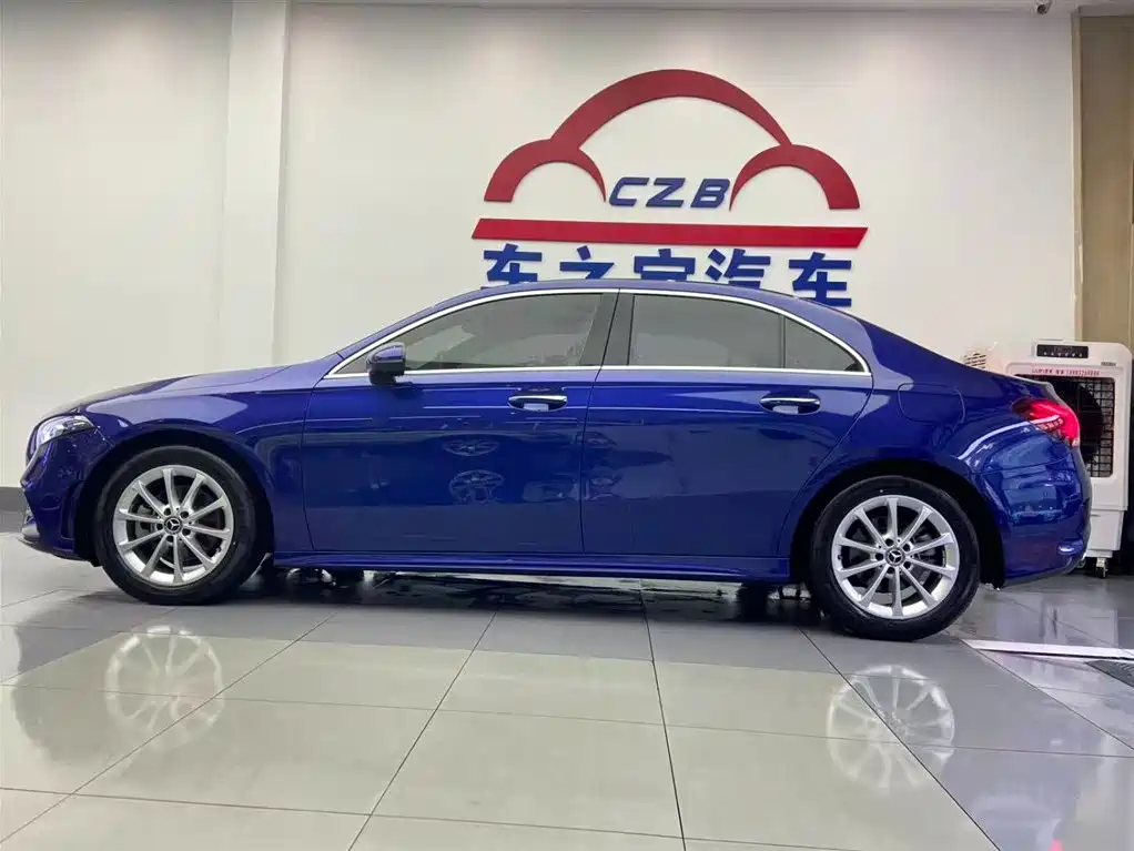 MERCEDES-BENZ A CLASS